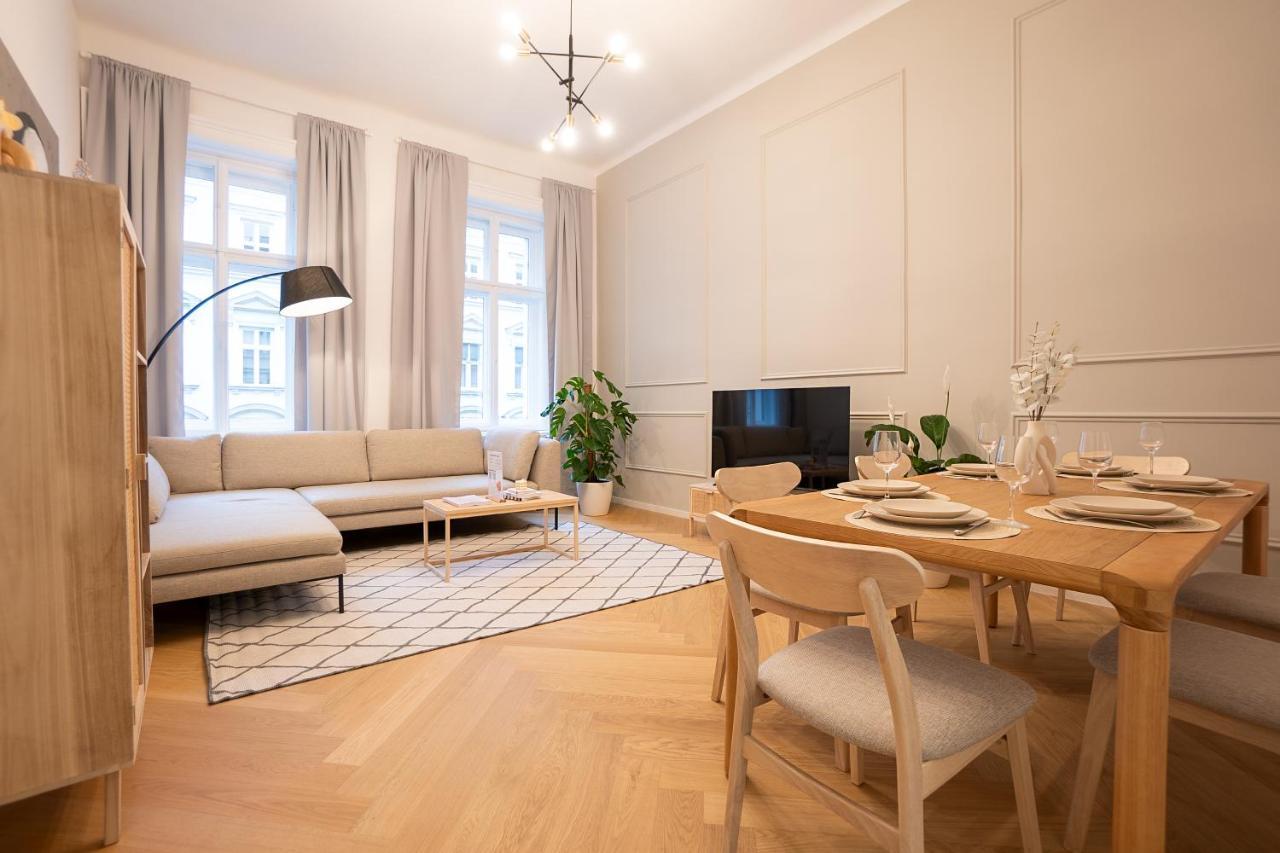 Spacious 110М2 Flat In The City Center Wien Ngoại thất bức ảnh