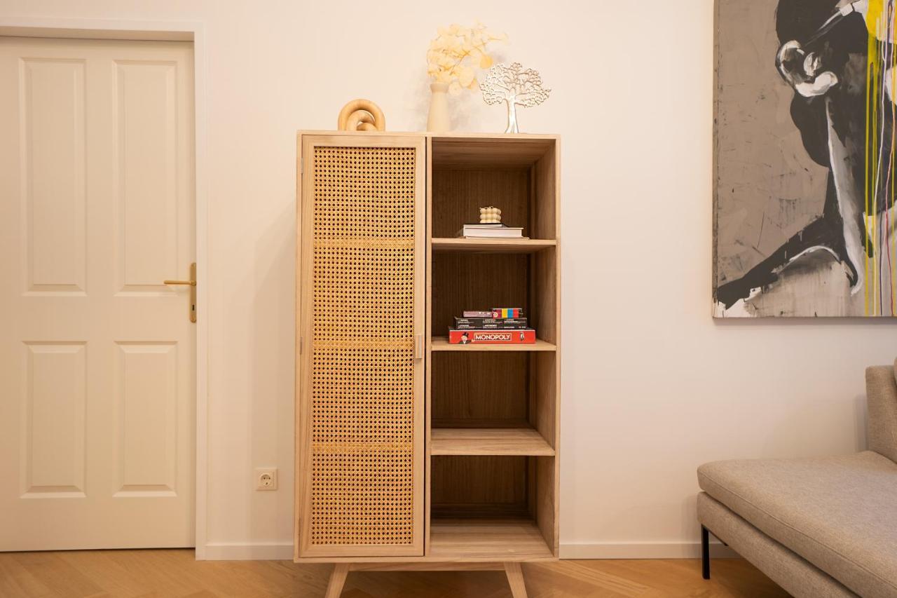 Spacious 110М2 Flat In The City Center Wien Ngoại thất bức ảnh