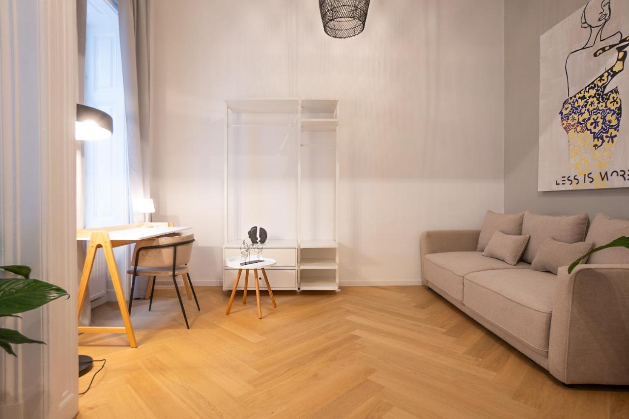Spacious 110М2 Flat In The City Center Wien Ngoại thất bức ảnh
