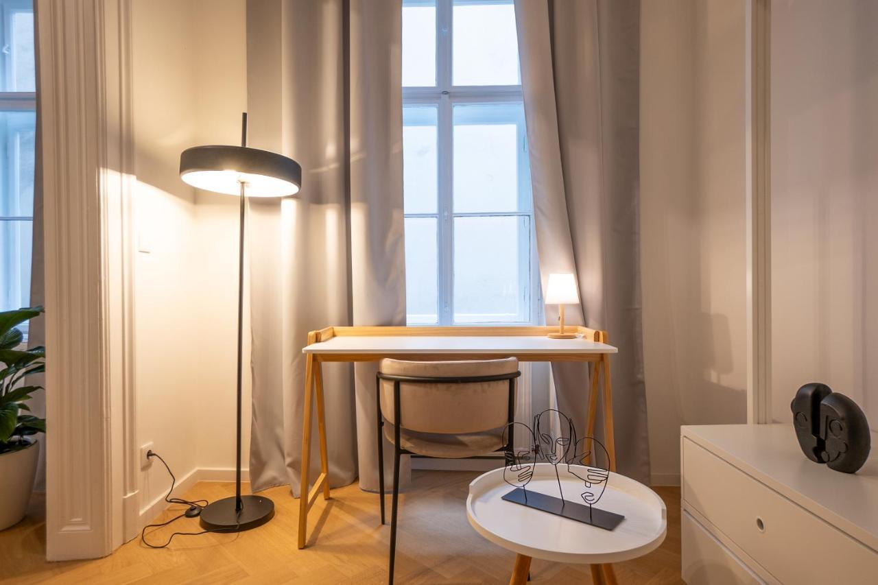 Spacious 110М2 Flat In The City Center Wien Ngoại thất bức ảnh